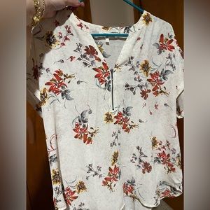 Maurice’s Geneva Zipper Neck Blouse Large EUC